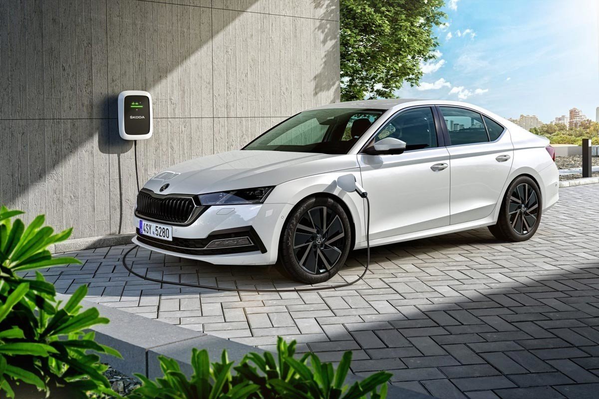 cargar coche eléctrico
