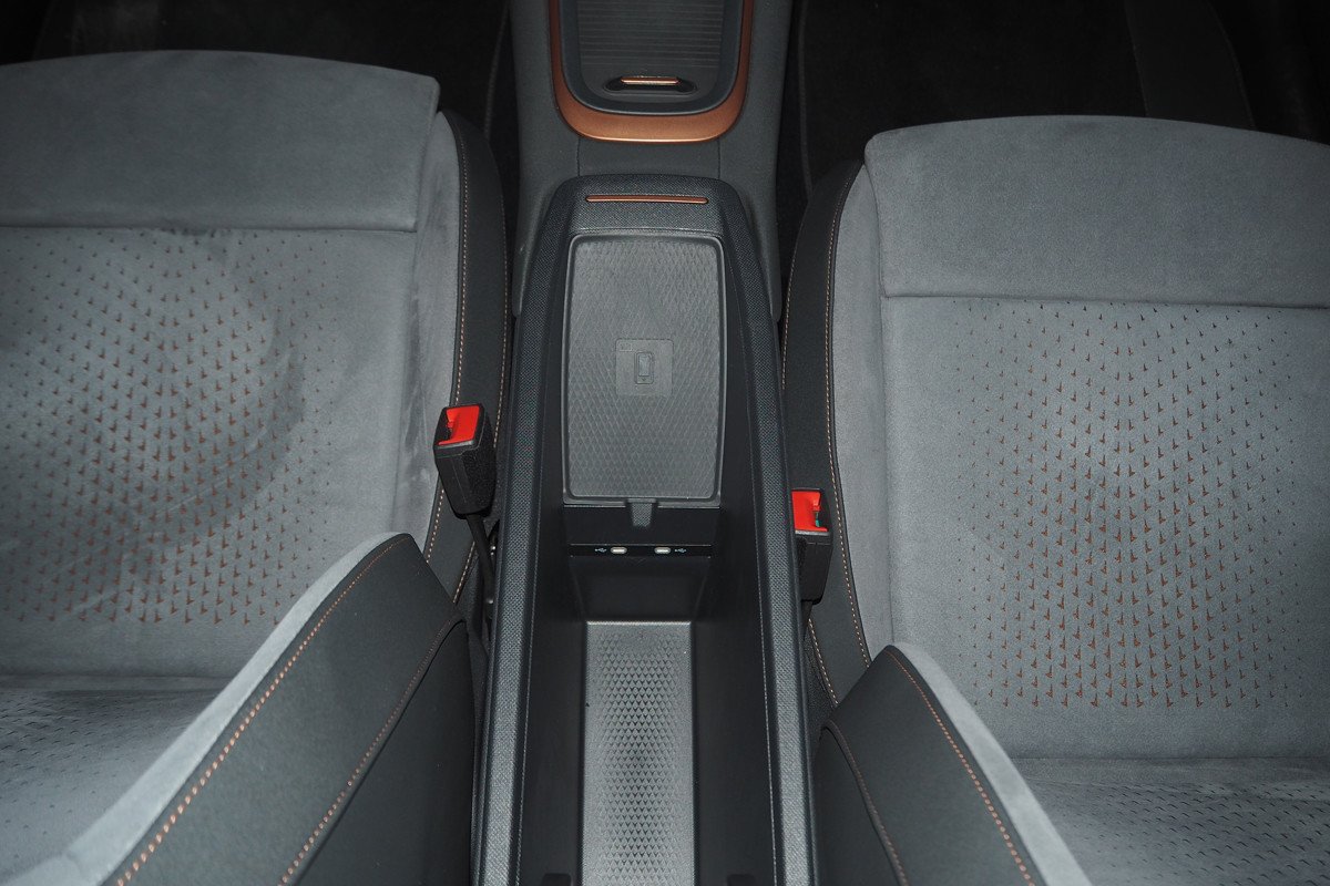 Prueba y opinión del CUPRA Born: interior, precio y autonomía con el Battery Pack
