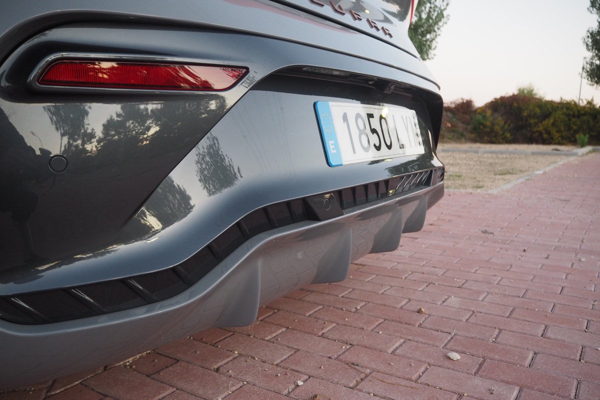 Prueba y opinión del CUPRA Born: interior, precio y autonomía con el Battery Pack