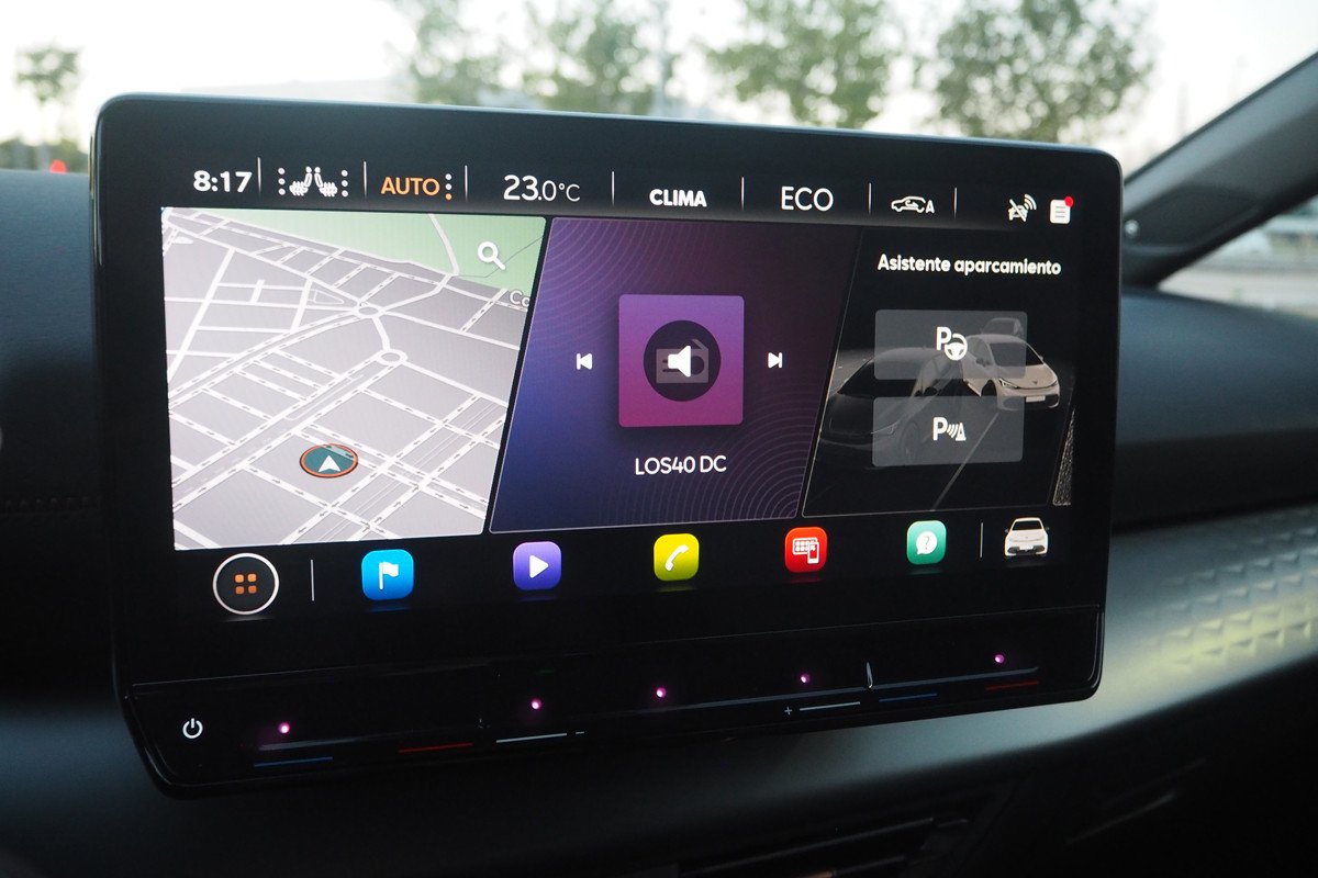 Prueba y opinión del CUPRA Born: interior, precio y autonomía con el Battery Pack