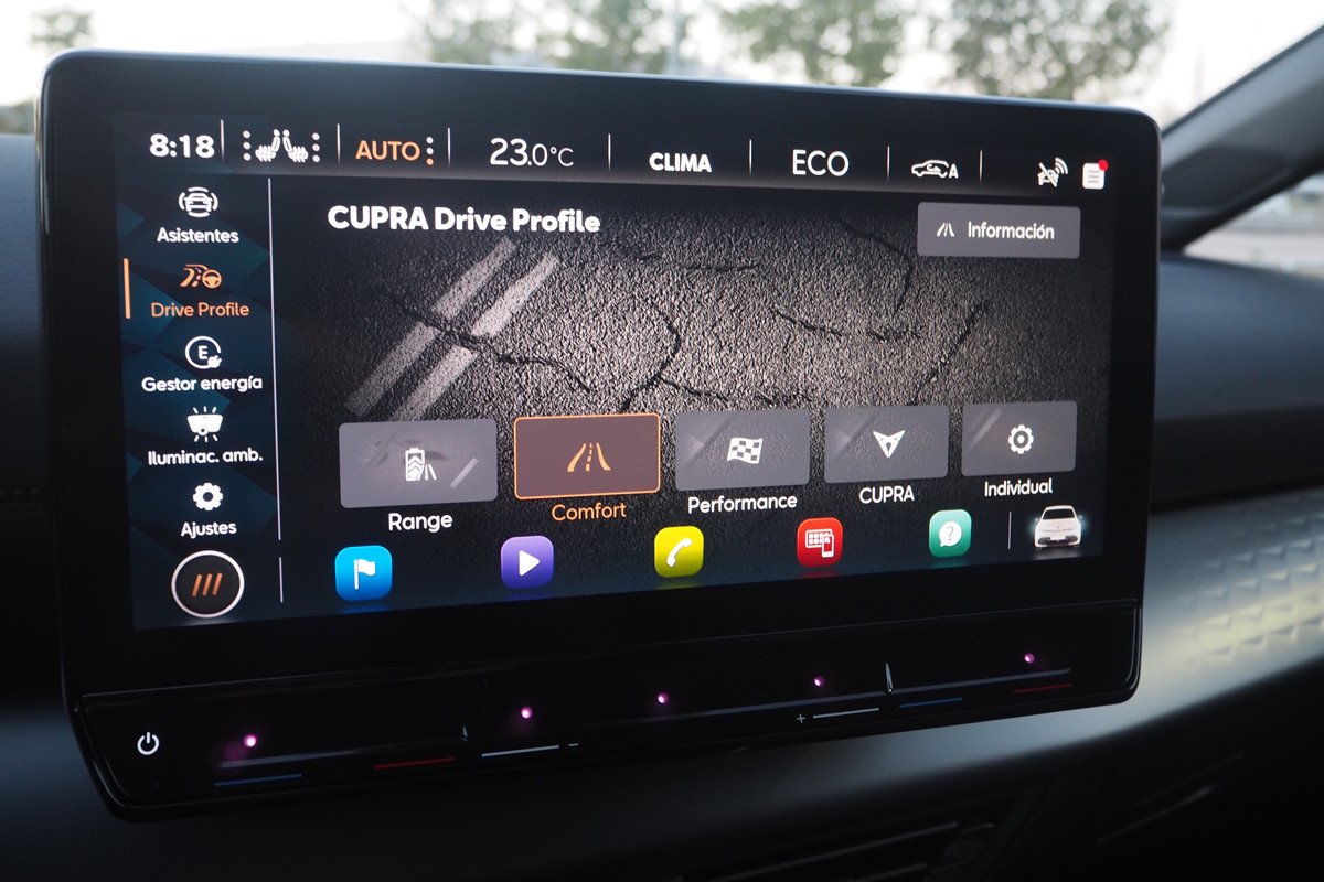 Prueba y opinión del CUPRA Born: interior, precio y autonomía con el Battery Pack