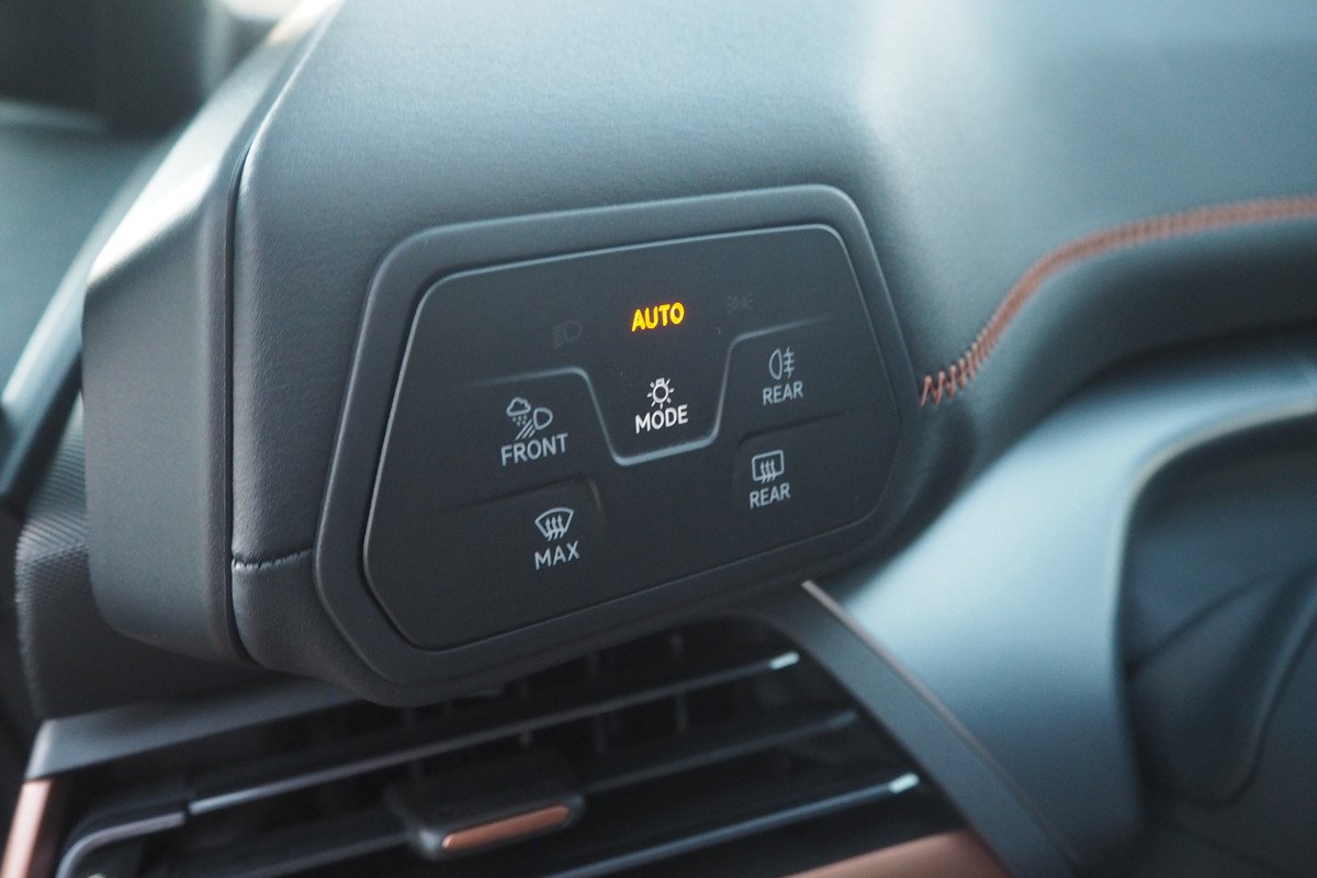 Prueba y opinión del CUPRA Born: interior, precio y autonomía con el Battery Pack