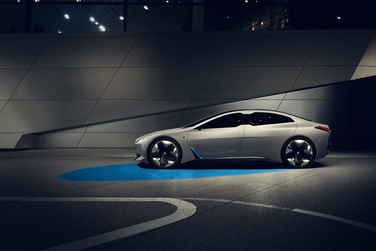 BMW i Vision Dynamics, órdago a Tesla