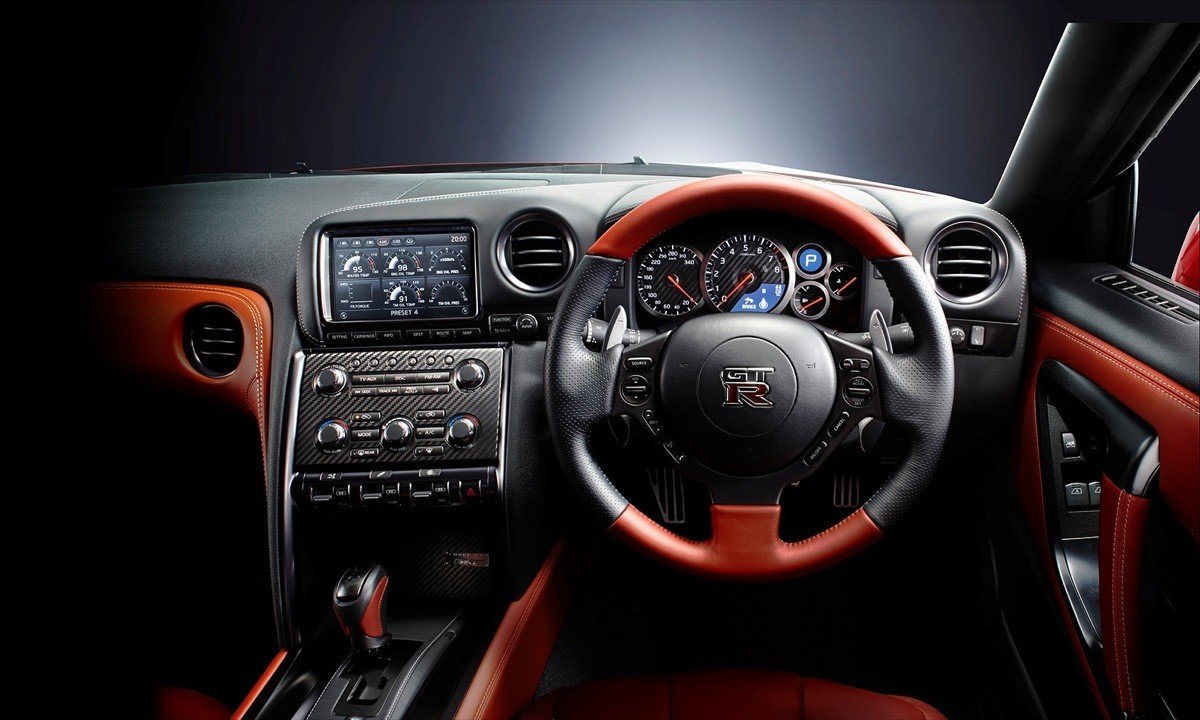 Nissan GT-R 2014, eternamente joven