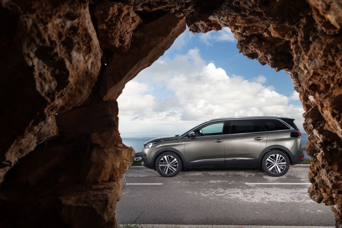 Precios y equipamientos del nuevo Peugeot 5008
