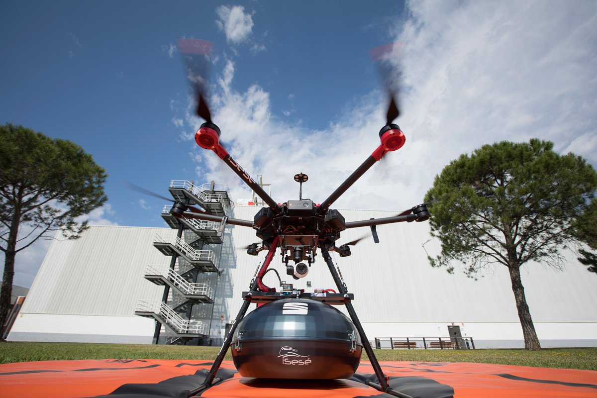 SEAT usa drones para el transporte de piezas