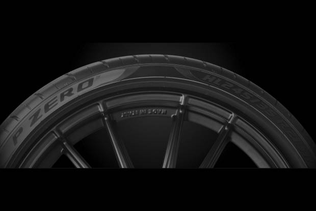 Pirelli lanza su primer neumático de alta carga para coches eléctricos