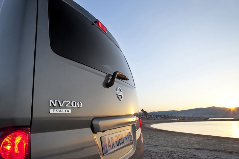 Prueba: Nissan Evalia, un siete plazas barato