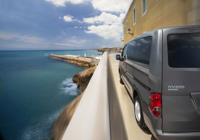Prueba: Nissan Evalia, un siete plazas barato