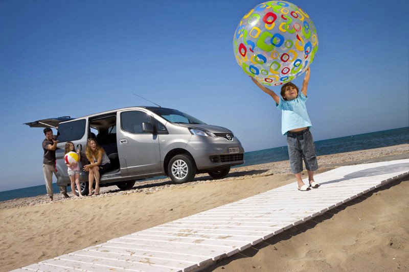 Prueba: Nissan Evalia, un siete plazas barato