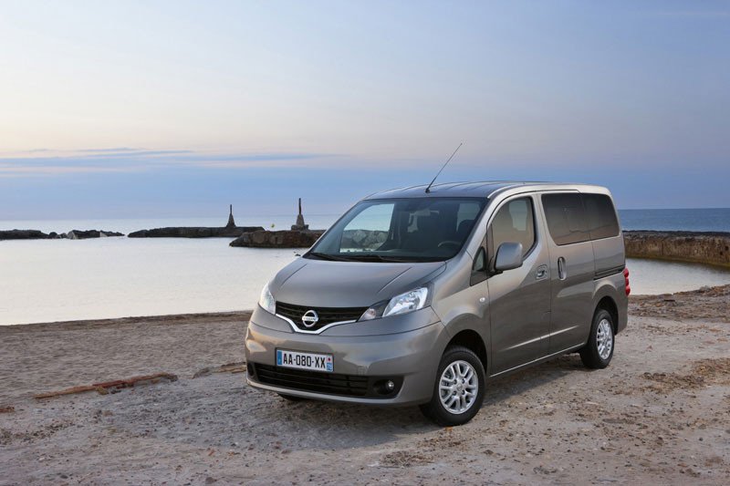 Prueba: Nissan Evalia, un siete plazas barato