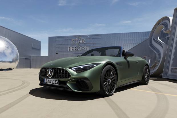 El Mercedes SL más potente no impresiona solo por eso, ni porque es híbrido enchufable