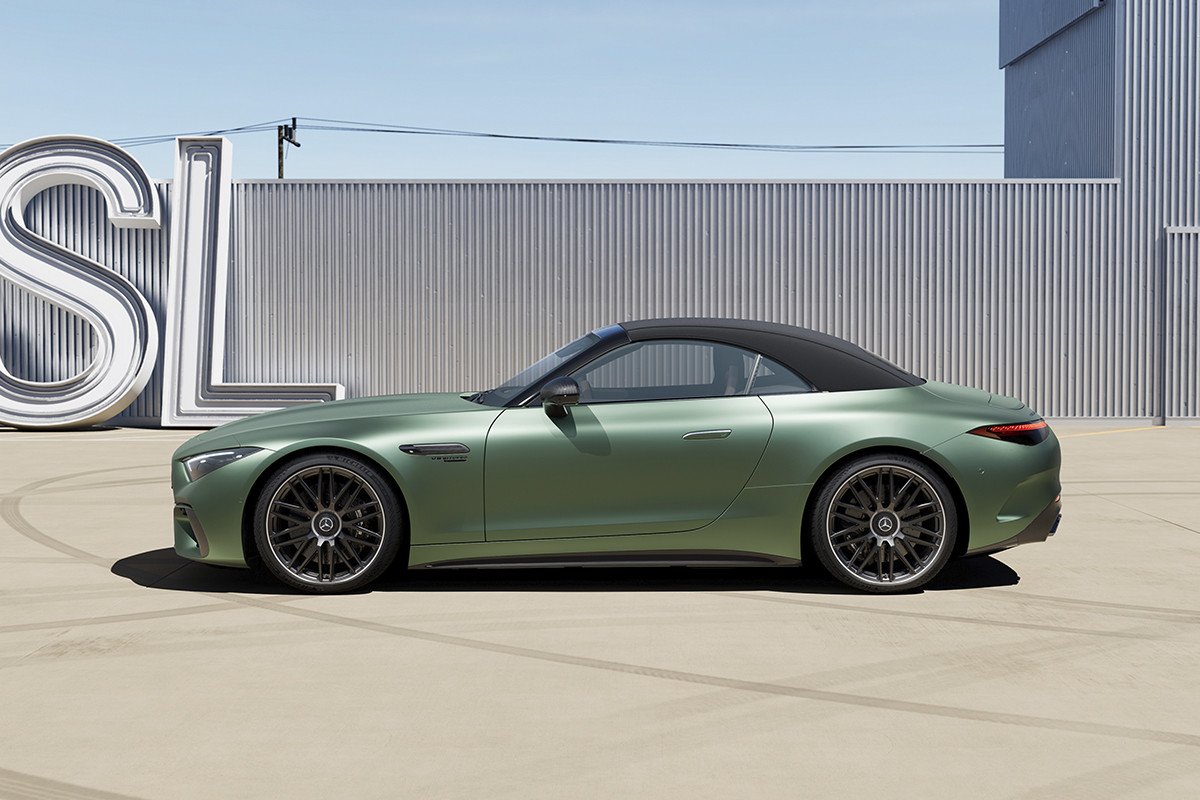 El Mercedes SL más potente no impresiona solo por eso, ni porque es híbrido enchufable