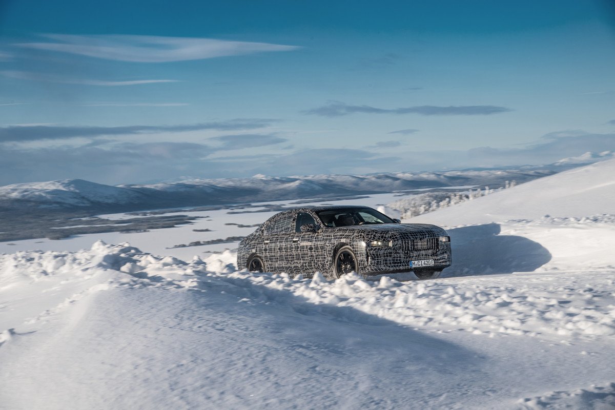 Novedades 2022: primeras imágenes del nuevo BMW i7