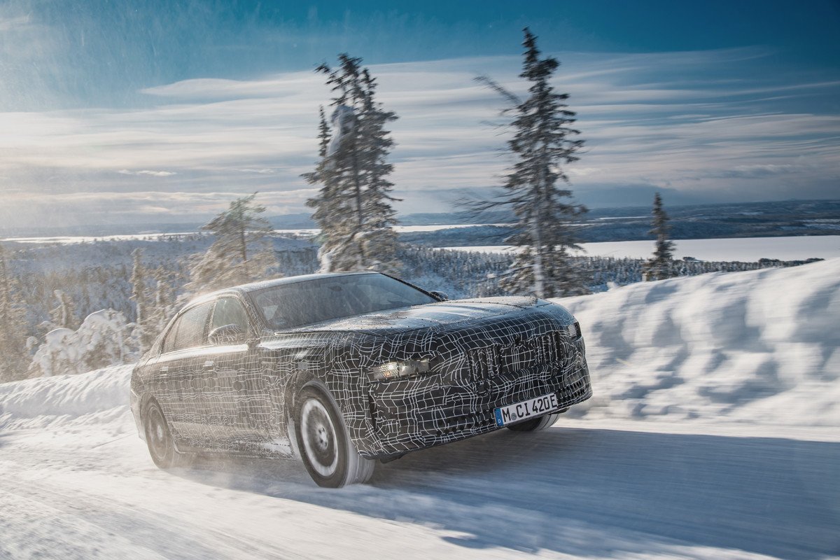 Novedades 2022: primeras imágenes del nuevo BMW i7