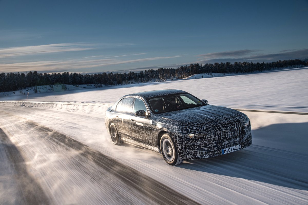 Novedades 2022: primeras imágenes del nuevo BMW i7