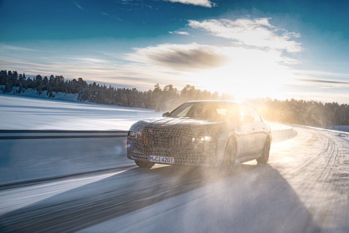 Novedades 2022: primeras imágenes del nuevo BMW i7