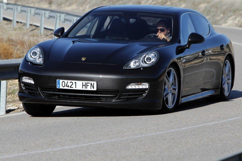 Prueba: Porsche Panamera, híbrido frente a Diesel