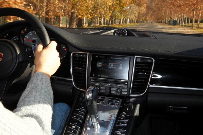 Prueba: Porsche Panamera, híbrido frente a Diesel