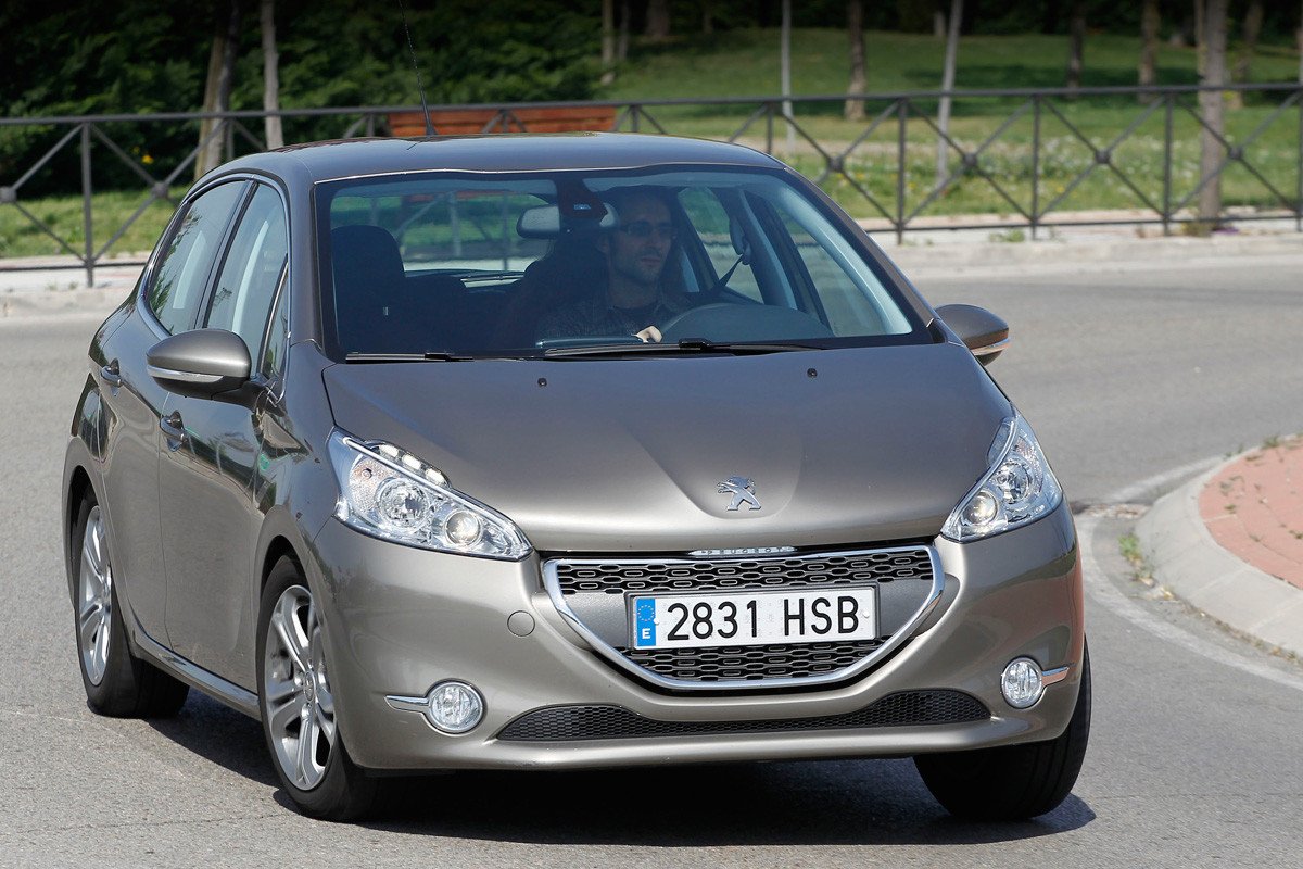 Qué coche compro: Peugeot 208 1.0 VTi vs 1.2 VTi Qué coche compro: Peugeot 208 1.0 VTi vs 1.2 VTi