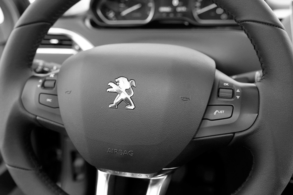 Qué coche compro: Peugeot 208 1.0 VTi vs 1.2 VTi Qué coche compro: Peugeot 208 1.0 VTi vs 1.2 VTi