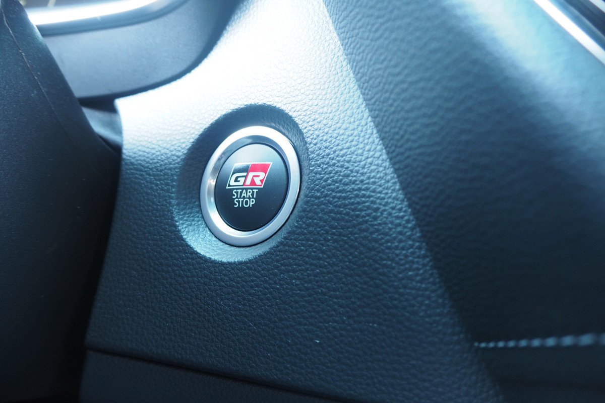 Prueba y opinión Toyota Corolla: el compacto más vendido con un híbrido muy ahorrador