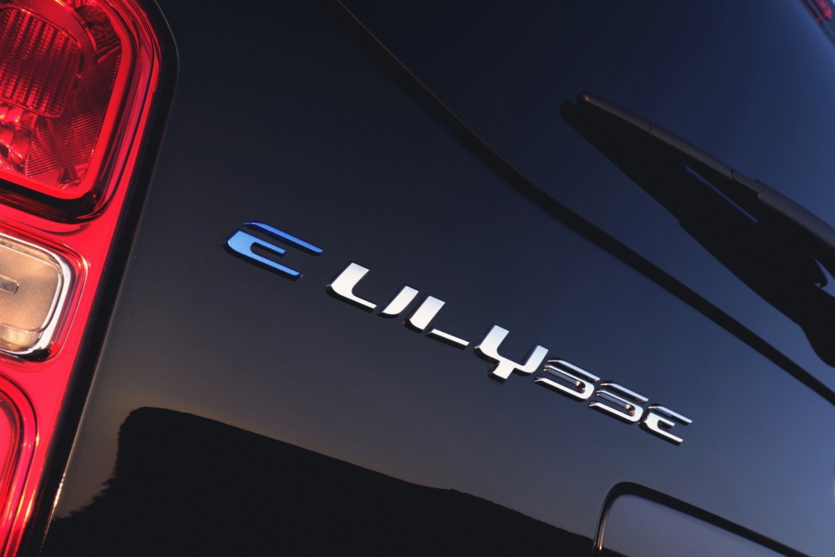 Así es el nuevo Fiat E-Ulysse: monovolumen eléctrico, configuraciones y precios