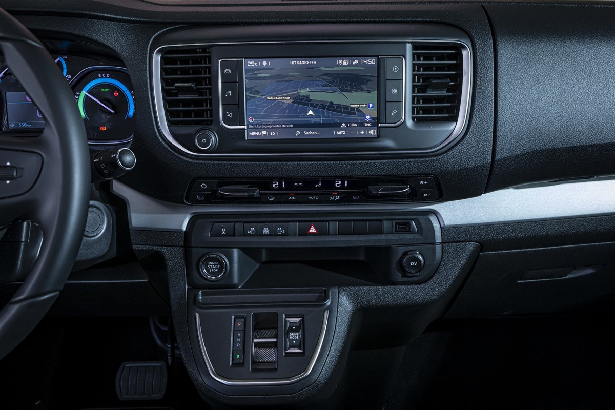 Así es el nuevo Fiat E-Ulysse: monovolumen eléctrico, configuraciones y precios