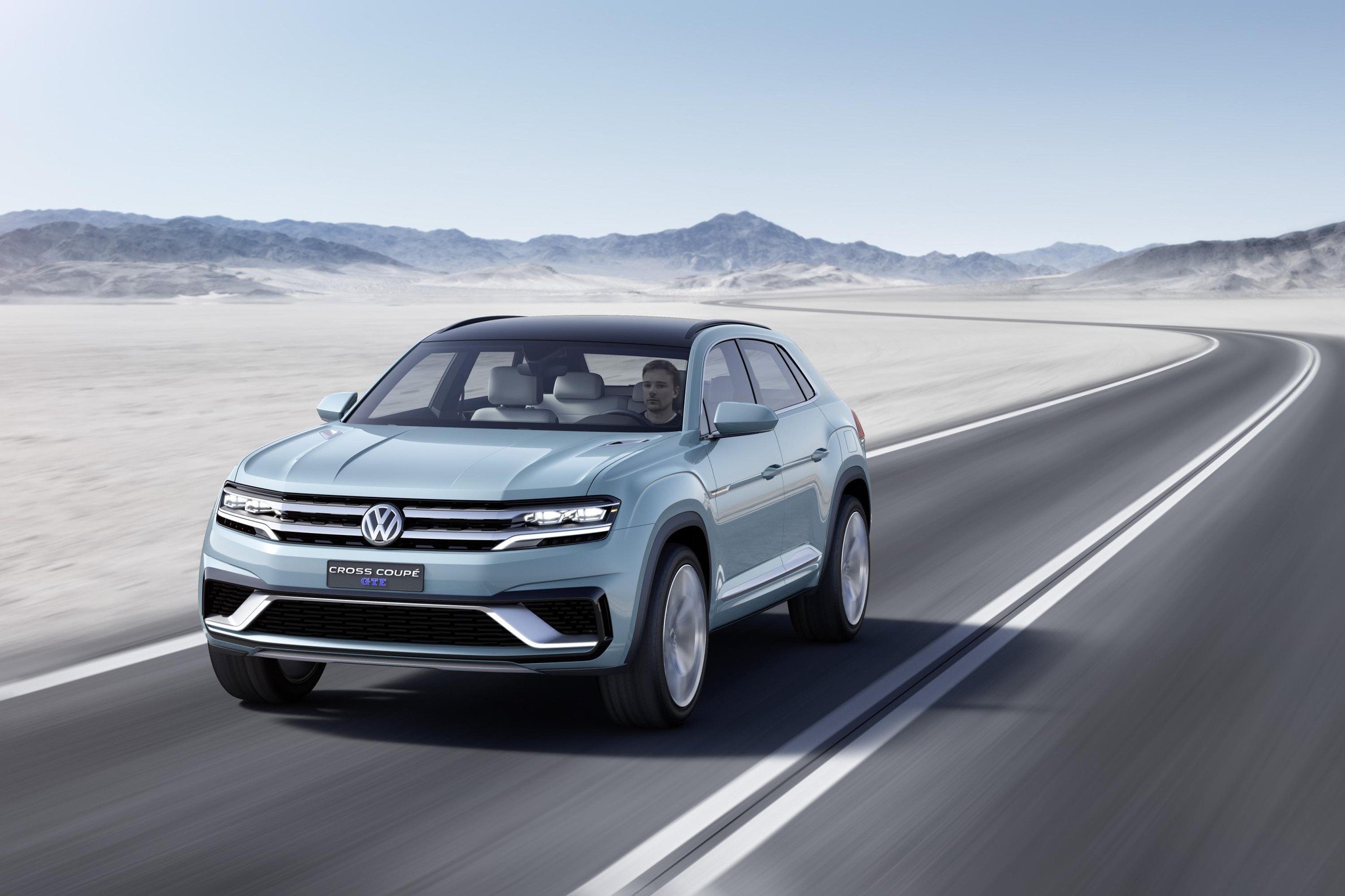 Volkswagen Cross Coupé GTE:  prototipo de SUV compacto deportivo híbrido y enchufable 