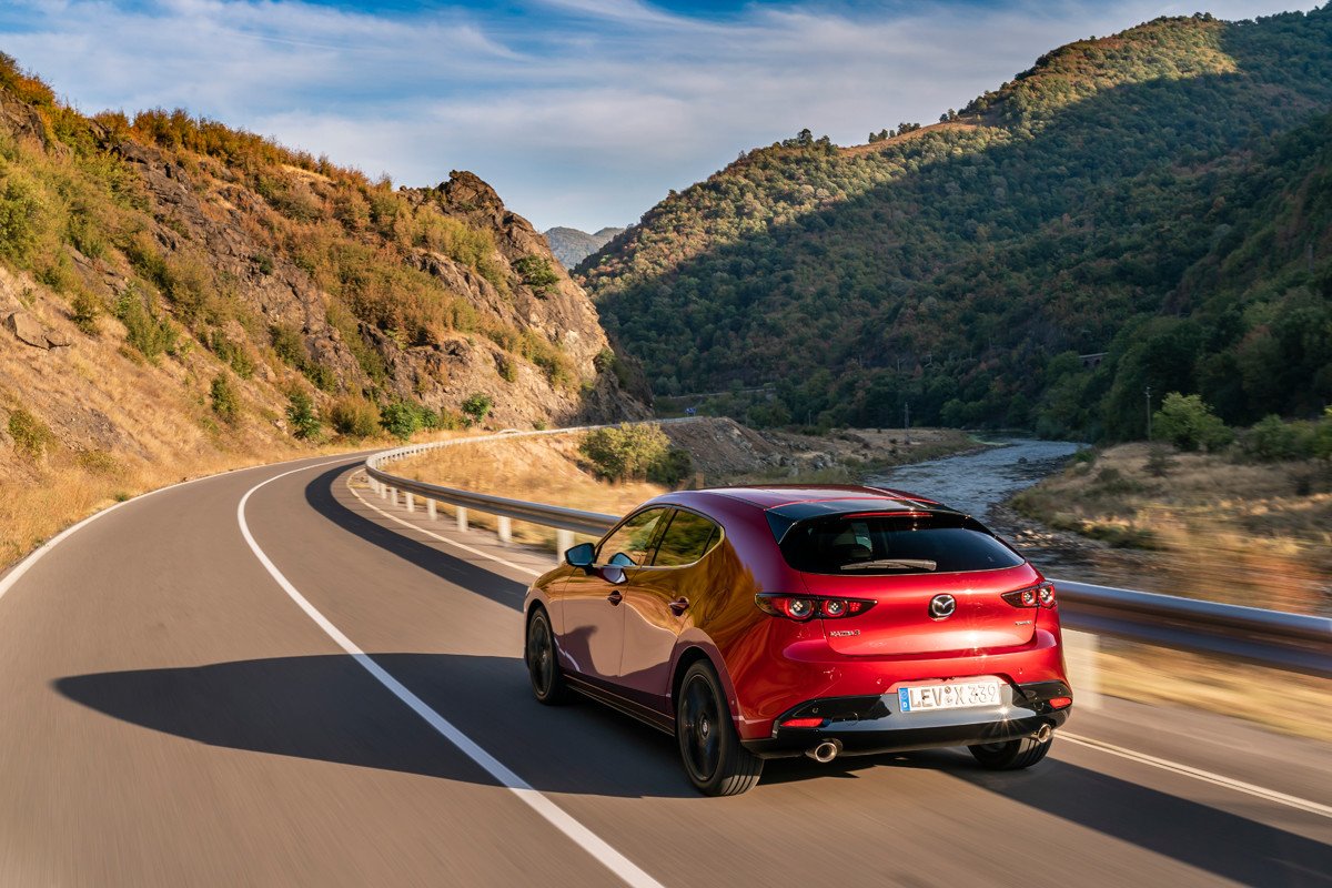 Prueba del Mazda 3 SKYACTIV-X: precios, equipamiento y opinión