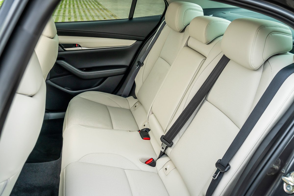 Prueba del Mazda 3 SKYACTIV-X: precios, equipamiento y opinión