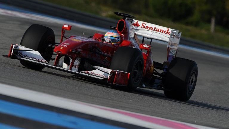 Fernando Alonso y su nuevo Ferrari