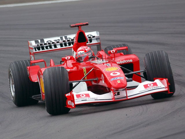 Fernando Alonso y su nuevo Ferrari