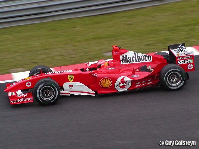 Fernando Alonso y su nuevo Ferrari