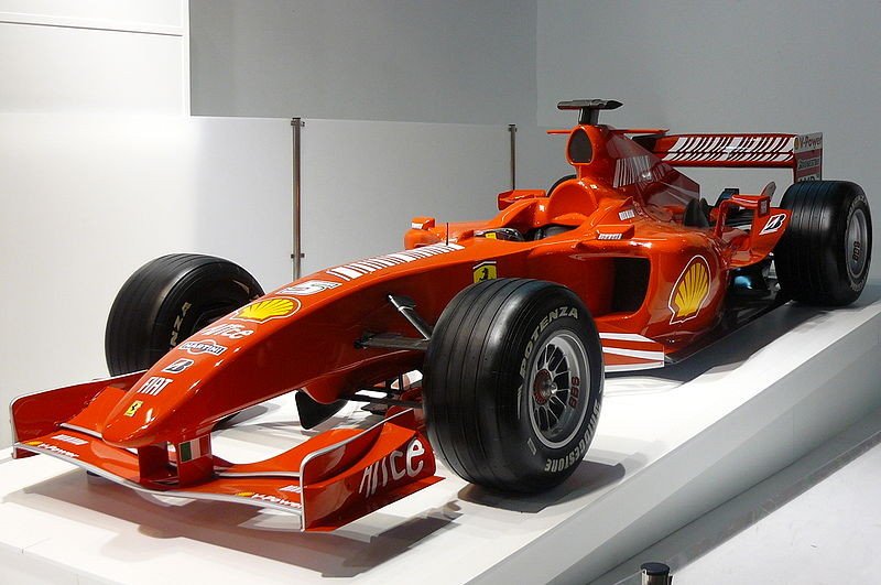 Fernando Alonso y su nuevo Ferrari