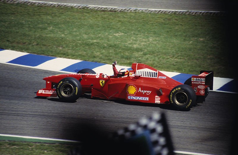 Fernando Alonso y su nuevo Ferrari