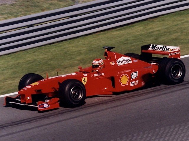 Fernando Alonso y su nuevo Ferrari