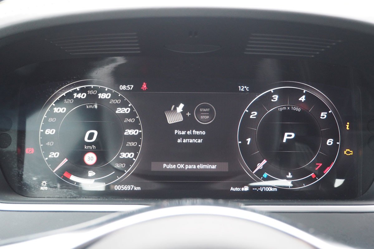 Prueba y opinión del Jaguar F-TYPE Coupé P300: un deportivo a tener en cuenta