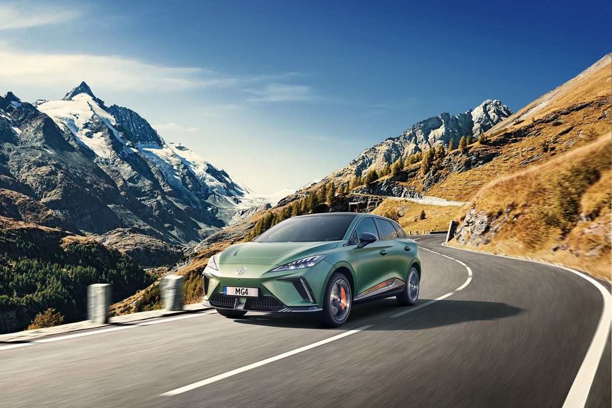 Prueba del MG4 XPOWER: un compacto deportivo eléctrico muy potente y barato
