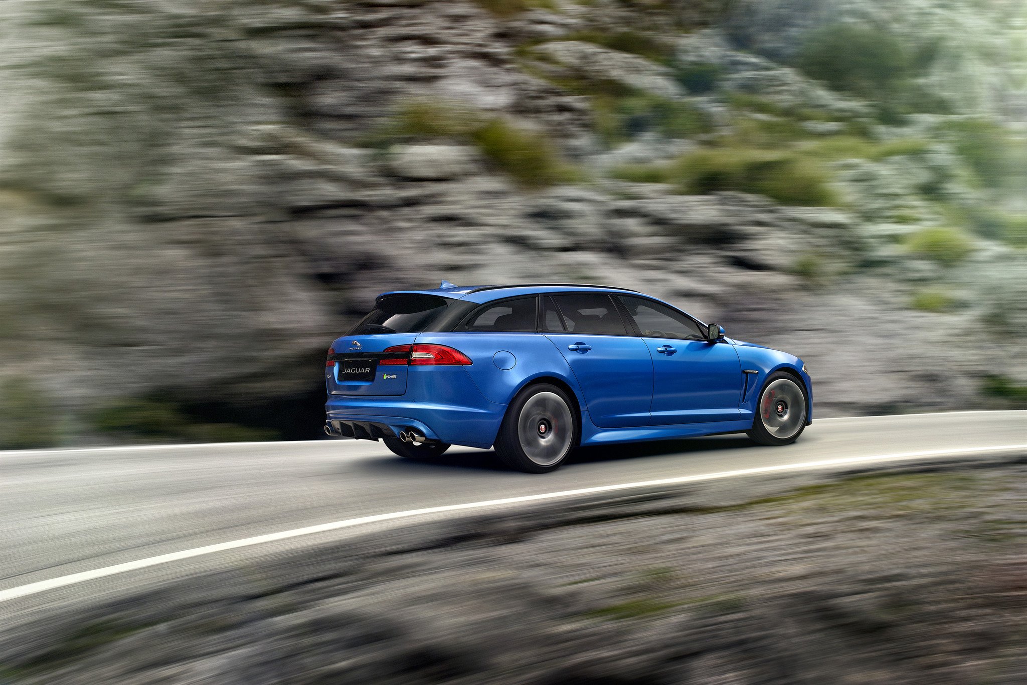El nuevo Jaguar XF se presenta en Ginebra