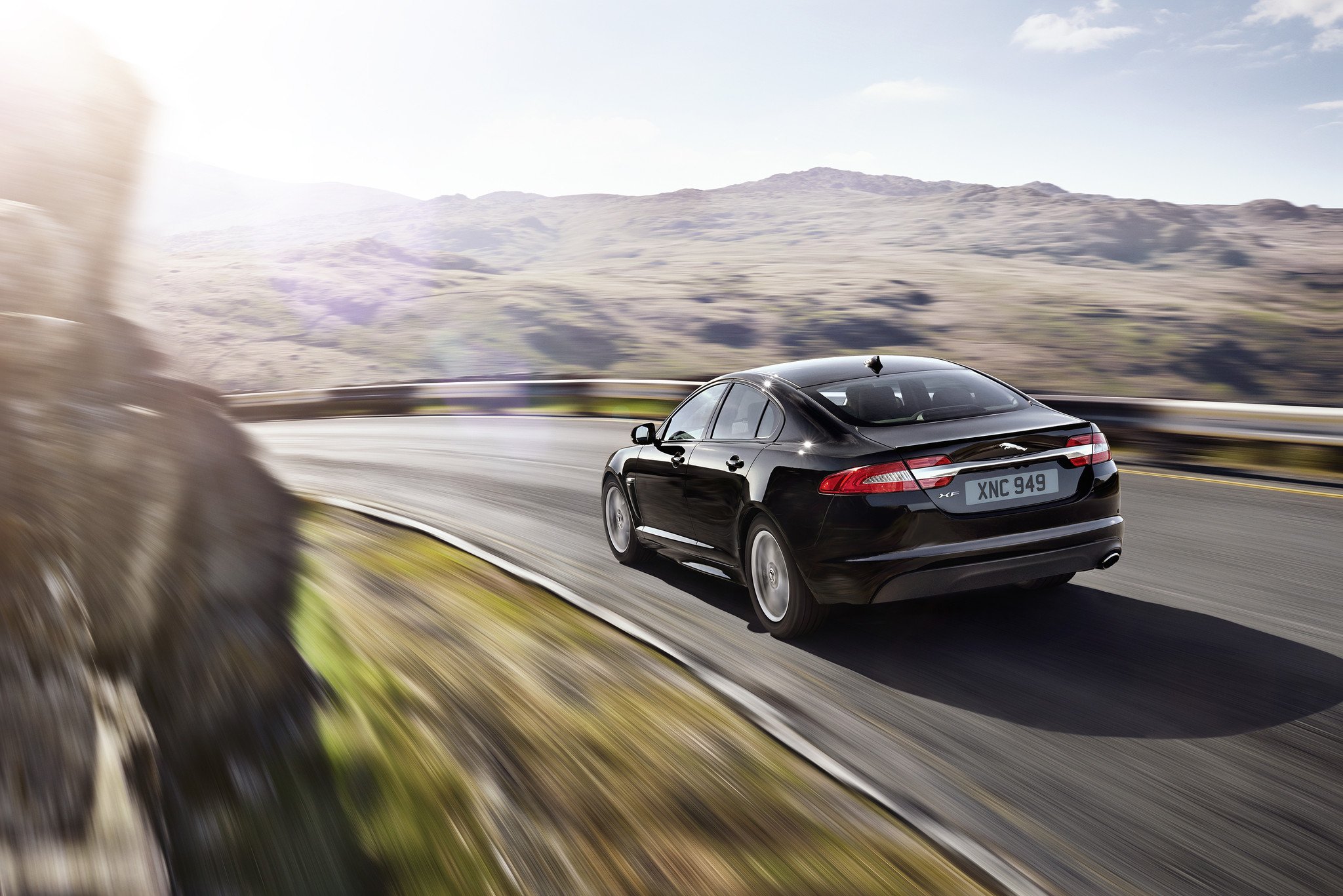 El nuevo Jaguar XF se presenta en Ginebra