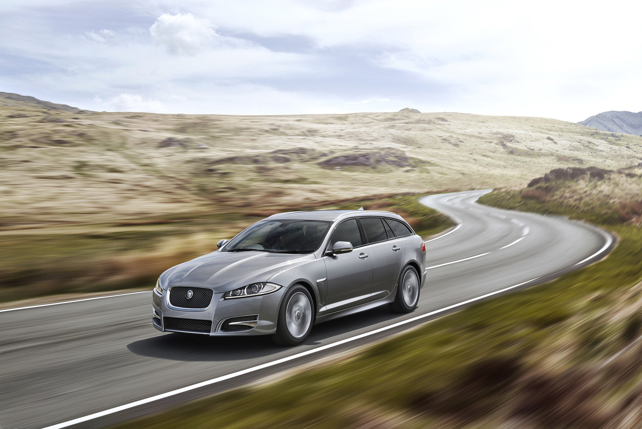 El nuevo Jaguar XF se presenta en Ginebra