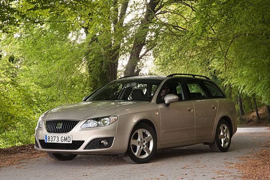 Comprar coche: ¿Monovolumen o familiar?