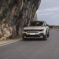 Después del eléctrico y el gasolina, el Jeep Avenger estrena mecánica híbrida e-Hybrid