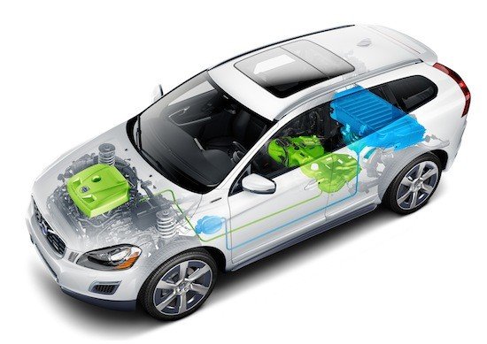 Volvo XC60 híbrido enchufable, ahora también en gasolina