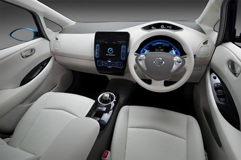 Nissan “pasa” de los híbridos y lanzará en 2010 un coche de “cero emisiones”
