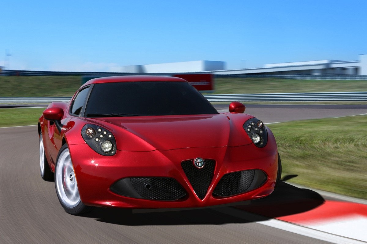 Prueba: Alfa Romeo 4C, un deportivo biplaza para disfrutar conduciendo