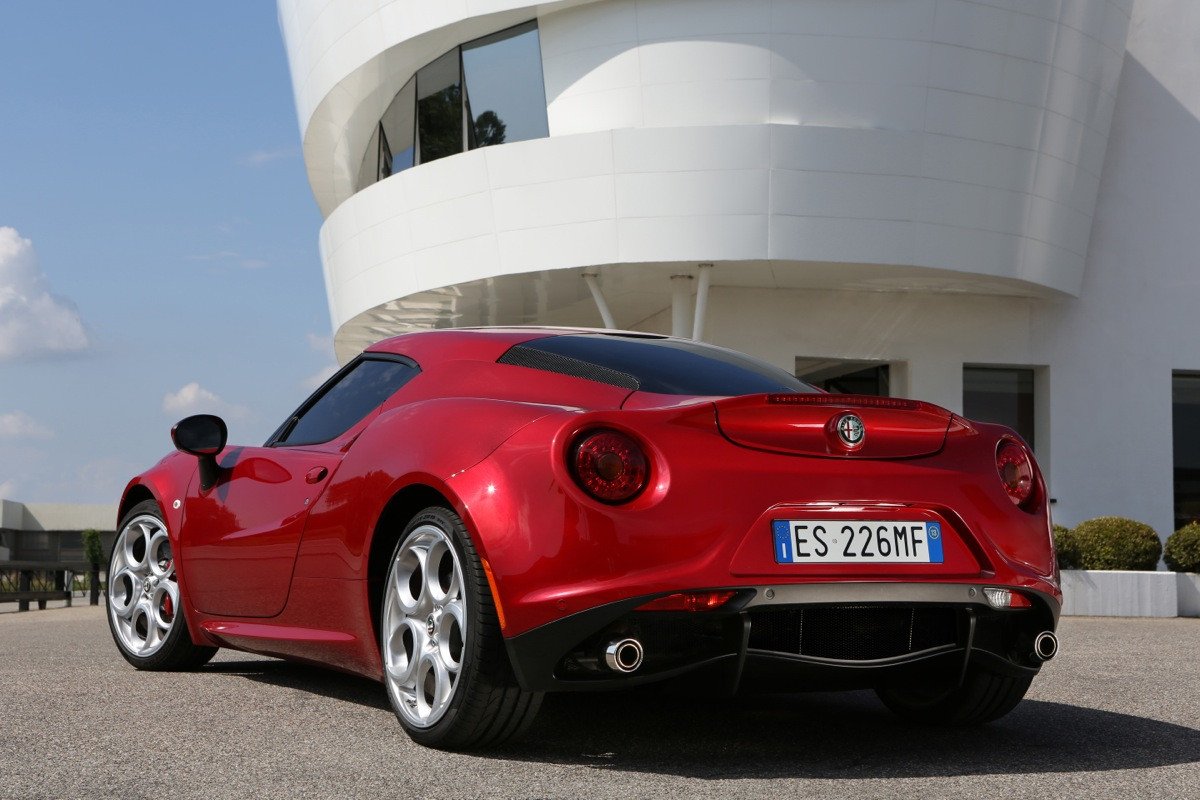 Prueba: Alfa Romeo 4C, un deportivo biplaza para disfrutar conduciendo