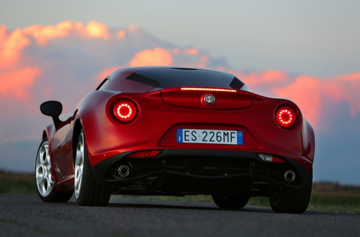 Prueba: Alfa Romeo 4C, un deportivo biplaza para disfrutar conduciendo