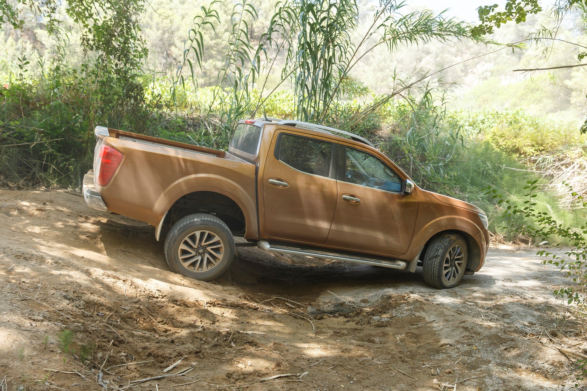 Nissan NP300 Navara: nueva referencia para los pick-up de una tonelada